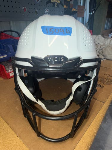 USED VICIS02 ADULT FOOTBALL HELMET - XL - METALLIC WHITE