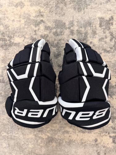 Bauer Supreme 150 Hockey Gloves – 13” Senior – Black/White - Used Once