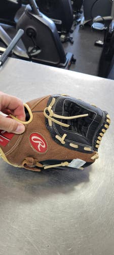 Used Rawlings 12 BB/SB Glove RH Throw None 12" 11497-C000162244