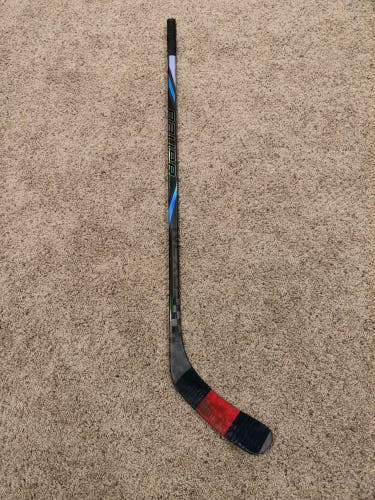Junior Bauer Nexus Tracer Left Hand Hockey Stick P92 30 Flex (Used)