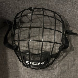 CCM FM580 Hockey Face Mask Cage Senior Large Black