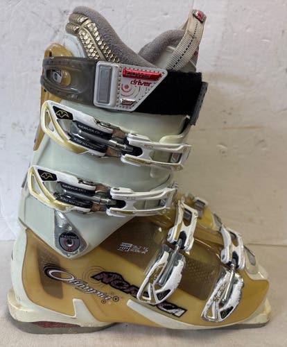Mondo 25 & 25.5 Nordica SM 10  Ski Boots (Used)