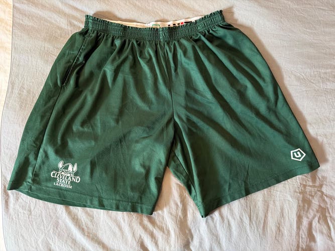 Green XL Men's Shorts (Used)