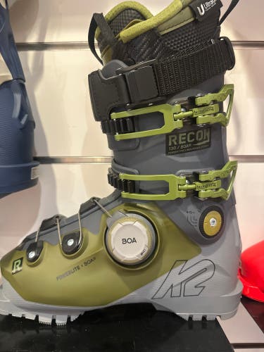NEW 2026 K2 Recon 130 BOA Ski Boots 25.5
