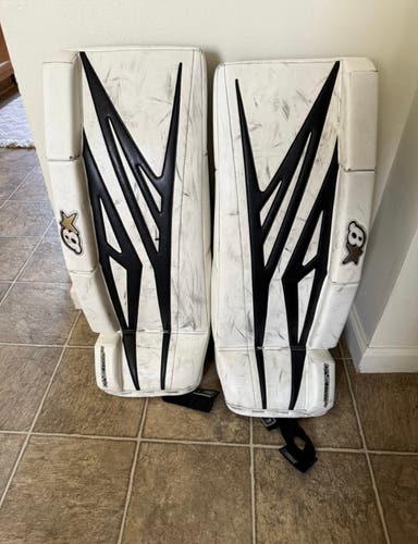 27" Brian's GNETiK 8.0 Goalie Leg Pads (Used)