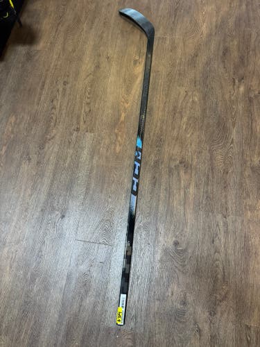 Senior CCM Ribcor Trigger 10 Pro Right Handed Hockey Stick P28+1/4 85 Flex (New)