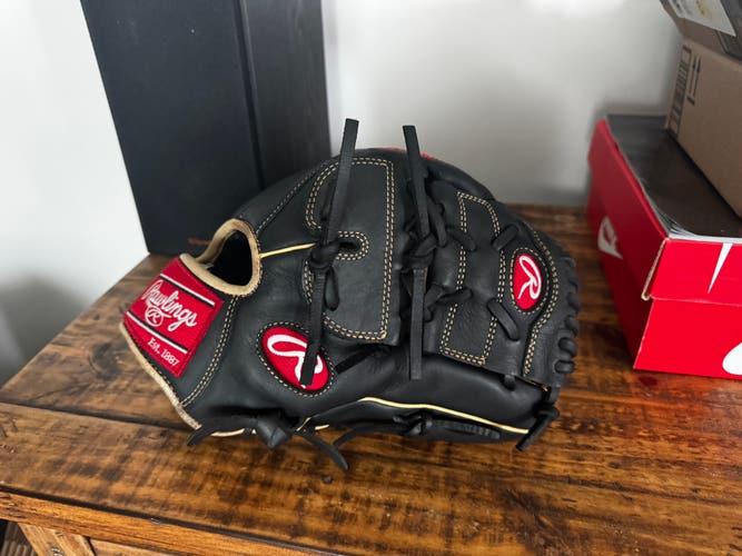 Rawlings Gold Glove Elite RH Baseball Glove 12" (Used)