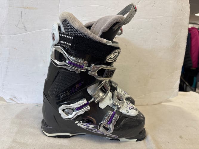 Mondo 24 & 24.5 Nordica Transfire R3 Ski Boots (Used)