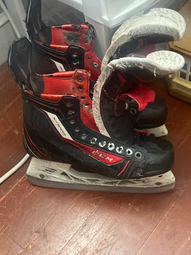 Black 2015 CCM JetSpeed 250 Hockey Skates Regular Width Pro Stock 8 (Used)