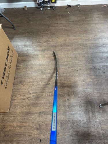 Senior CCM JetSpeed FT8 Pro Right Handed Hockey Stick 65 Flex (New)