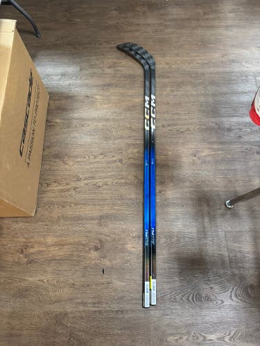 Senior CCM JetSpeed FT8 Pro Right Handed Hockey Stick P28+1/4 85 Flex (New)
