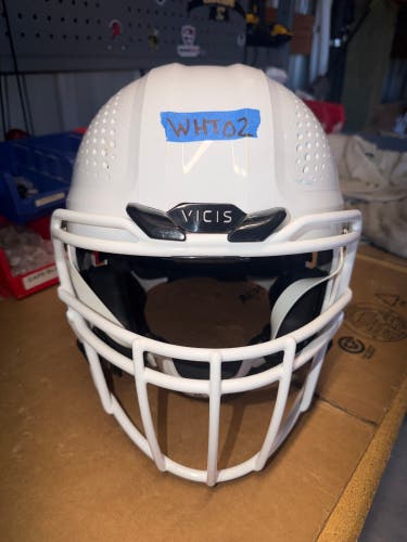 USED VICIS02 ADULT FOOTBALL HELMET - XL - METALLIC WHITE