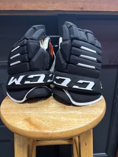 CCM Tacks 4 Roll Pro 2 Gloves 13" (New)