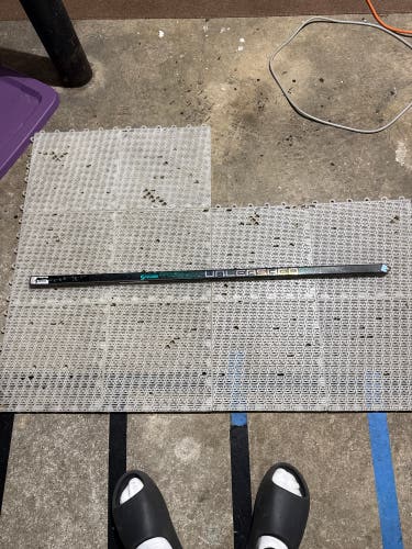 BROKEN Senior CCM Ribcor Trigger Unleashed  Left Hand Hockey Stick P29 70 Flex (Used)