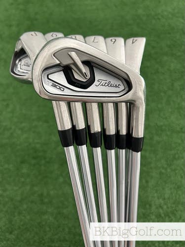 Titleist T300 Iron Set 4-P / True Temper AMT Red Regular