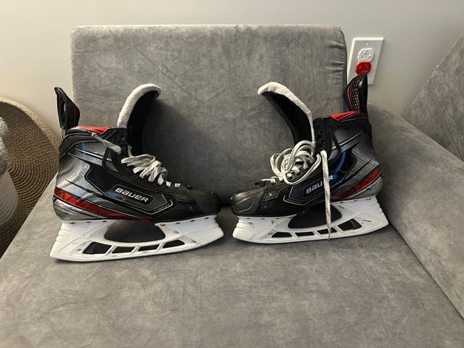 2019 Bauer Vapor 2X Pro Hockey Skates Regular Width 8 (Used)