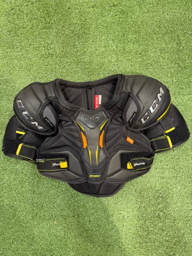 CCM Tacks 9080 Shoulder Pads | Junior Small