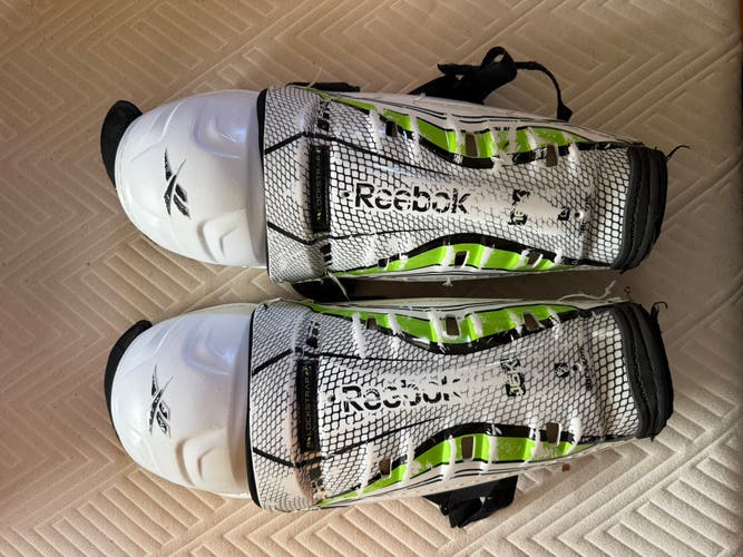 Senior Reebok 16K 15" Shin Pads (Used)