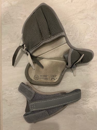 Warrior Ritual G6 Intermediate Glove Liner Used *Read Full Description*