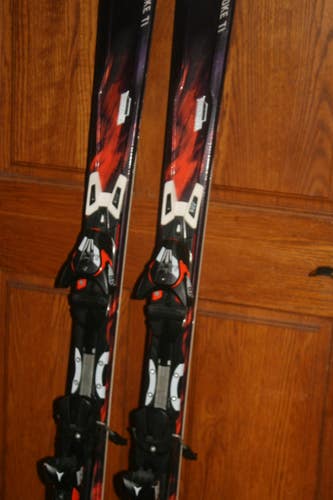 All Mountain 171 cm Atomic Nomad Smoke Ti Skis With Atomic Adjustable Bindings