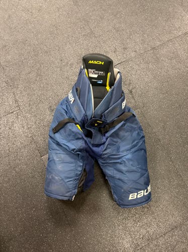 Senior Large Bauer Supreme Mach Hockey Pants (Used)