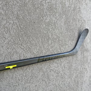 Junior Bauer AG5NT Left Hand Hockey Stick P28 50 Flex (Used)