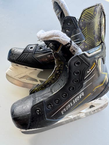 2024 Bauer Supreme M40 Hockey Skates Regular Width Size 4.5 (Used)