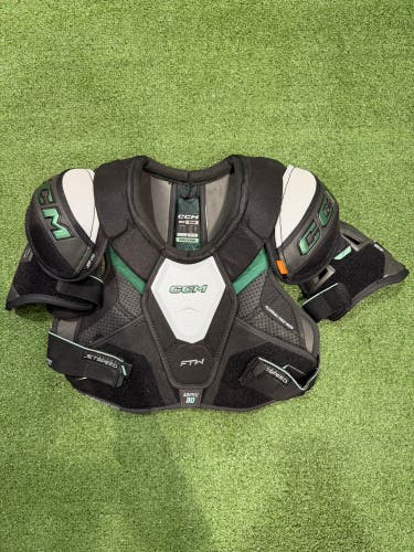CCM JetSpeed FTW Shoulder Pads | Women's Senior Medium