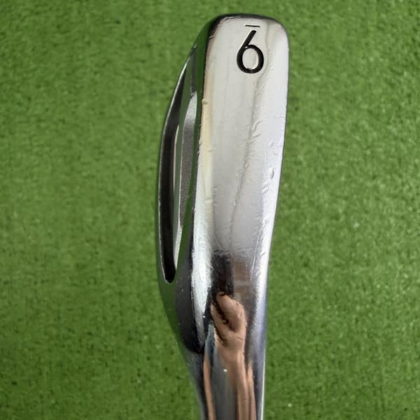 Titleist T100S 2019 9 Iron Forged Dynamic Gold 105g S300 Stiff