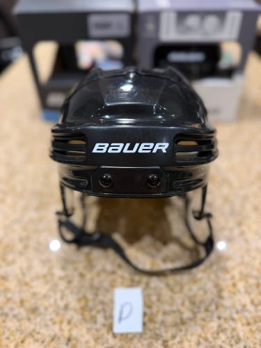 Bauer 4500 Helmet (Used) size large