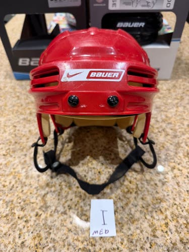 Medium Bauer Nike 4500 Helmet (Used)