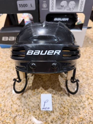 Medium Bauer 4500 Helmet (Used)