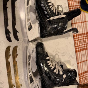 2022 Bauer Supreme Mach Hockey Skates 7 (Used)