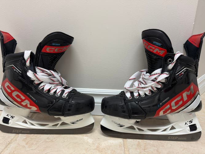 CCM JetSpeed FT6 Pro Skates Extra Wide 6.5