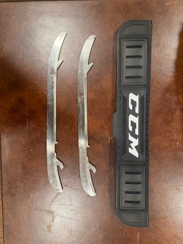 Bauer Fly-X 272 mm (Used) with CCM blade carrying case (see description)