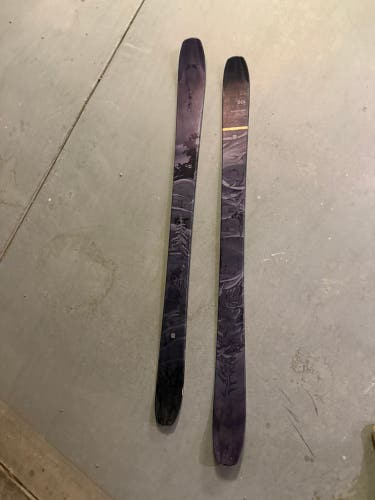 Atomic Bent Chetler 100 164 cm Skis (Used)