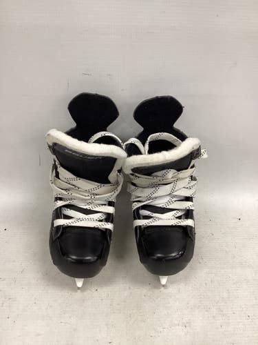 Used Bauer SUPREME 140 Youth Hockey Skate Youth 07.0 11851-S000053837