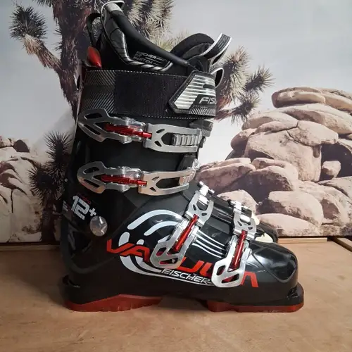 Fischer RC4 130 Vacuum Men's 26.5 303mm (8.5) Ski Boots GREAT CONDITION!