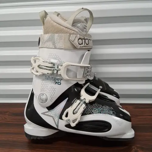 Atomic LiveFit 70 Ski Boots - Mondo Size 26/26.5 White Black 309mm NICE!