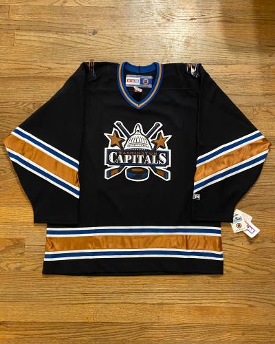 NWT Washington Capitals hockey jersey