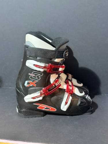 Mondo 25 & 25.5 Men's Dalbello CX sport 3.0 Ski Boots (Used)