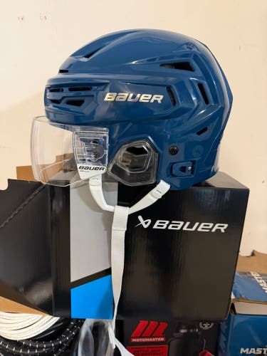 Medium Bauer Re-Akt 155 Helmet Pro Stock (New)