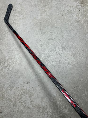 82 Flex P92M Senior Bauer Pulse Right Hand Hockey Stick (Used) Pro Stock