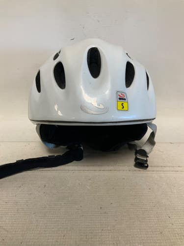 Used Giro FUSE Snowsport Helmet Youth White SM 11823-S000042384