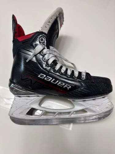 2023 Bauer Vapor X4 Hockey Skates 7 (Used)
