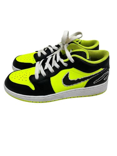 Used Jordan Retro 1 Low Black Volt Mens 6.5 Basketball Shoes Black/Optic Yellow 11692-S000158590