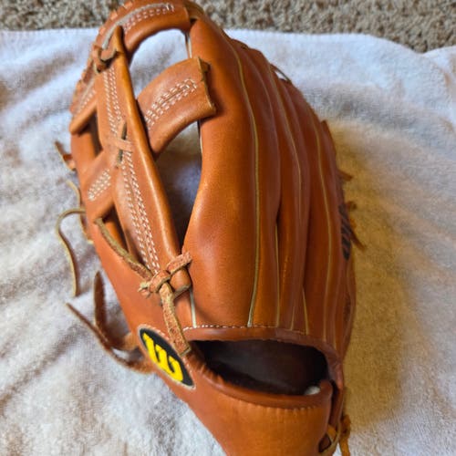 Wilson LH Pro Select A9862 Softball Glove 12.5" American Steerhide
