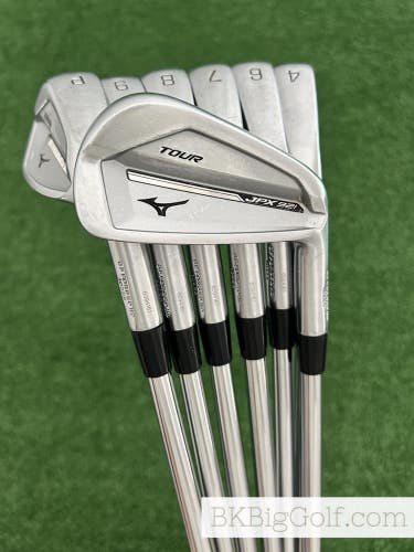 Mizuno JPX 921 Tour Iron Set 4-P / KBS Tour 120 Stiff +1/2