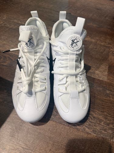 White Unisex Size M 5.0 (W 6.0) Youth Nike Mid Top Huarache 9 Varsity Lax Molded Cleats (New)