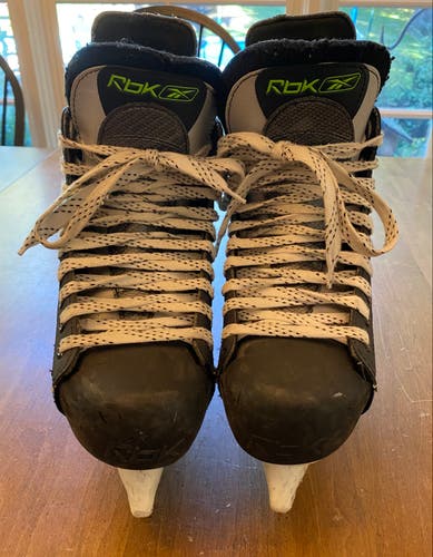Reebok RBK 4K Pump Ice Hockey Skates Size 4.5 Anatomical Response E TUUK